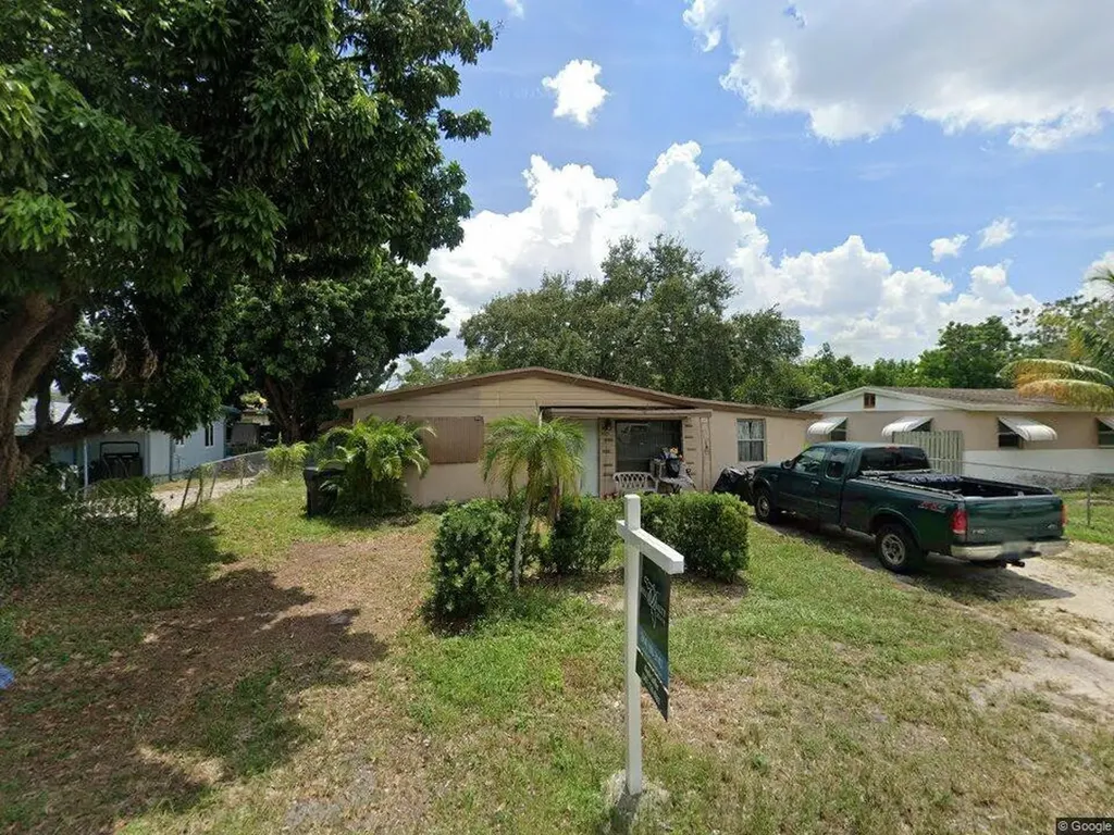 5626 Raleigh Street Hollywood FL 33021