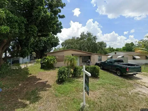 5626 Raleigh Street Hollywood FL 33021