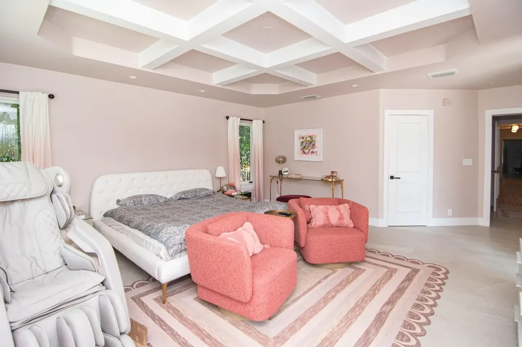 8208 Twin Lake Drive Boca Raton FL 33496