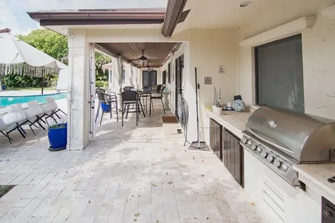 8208 Twin Lake Drive Boca Raton FL 33496