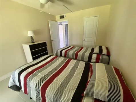 209 Ventnor M Deerfield Beach FL 33442
