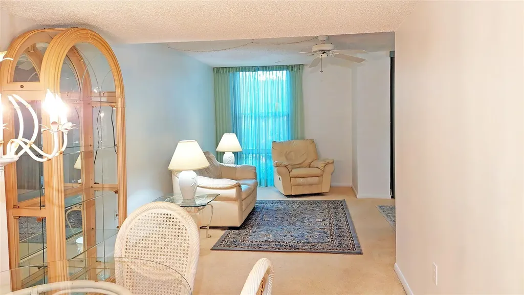 367 S Federal Highway Deerfield Beach FL 33441