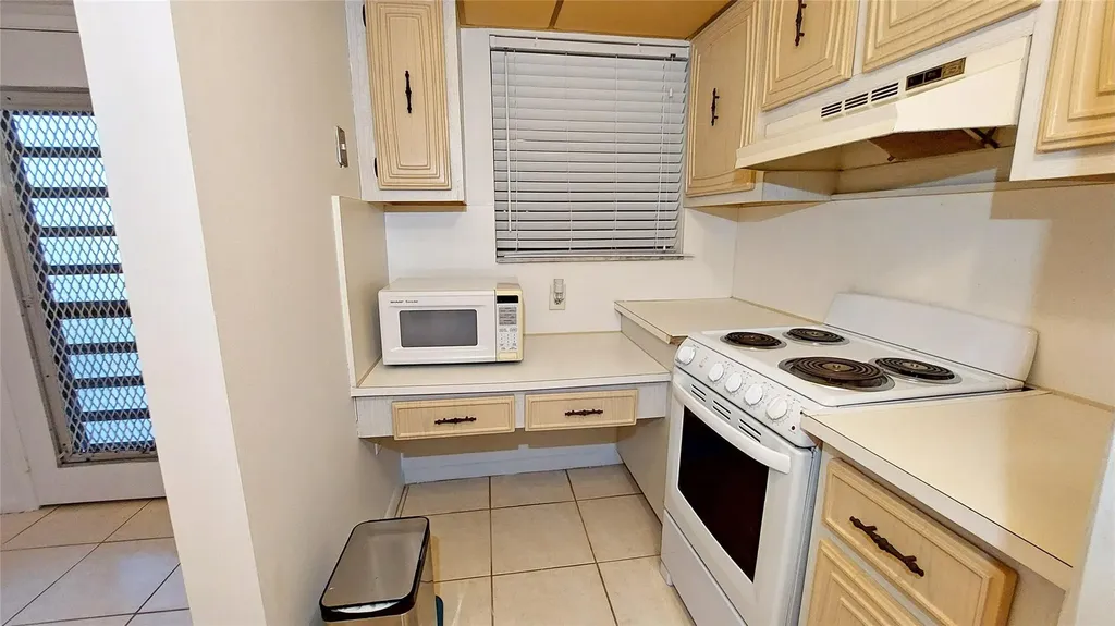 367 S Federal Highway Deerfield Beach FL 33441