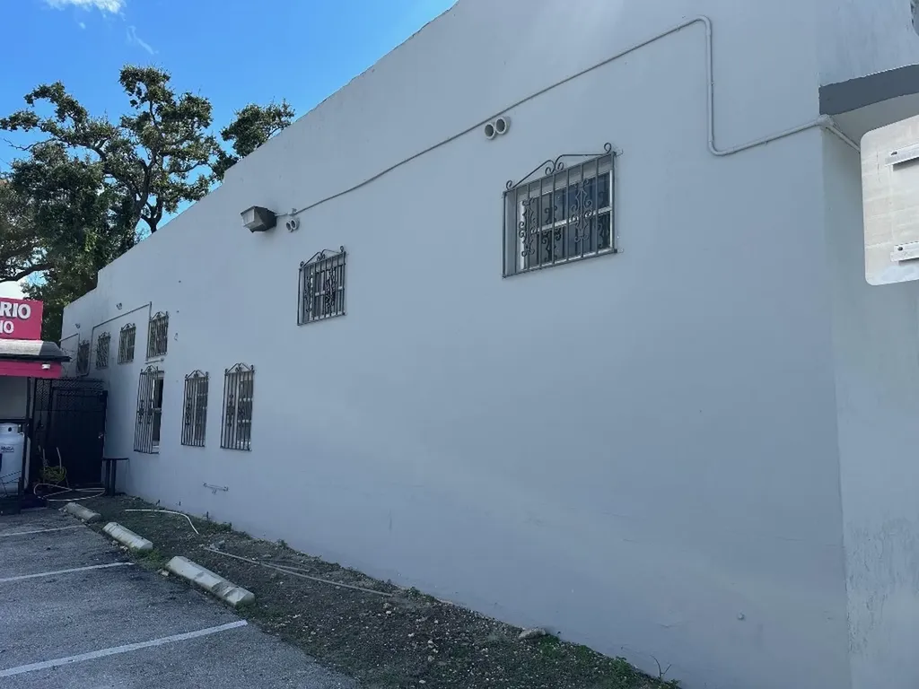 6815 NW 7th Avenue Miami FL 33150
