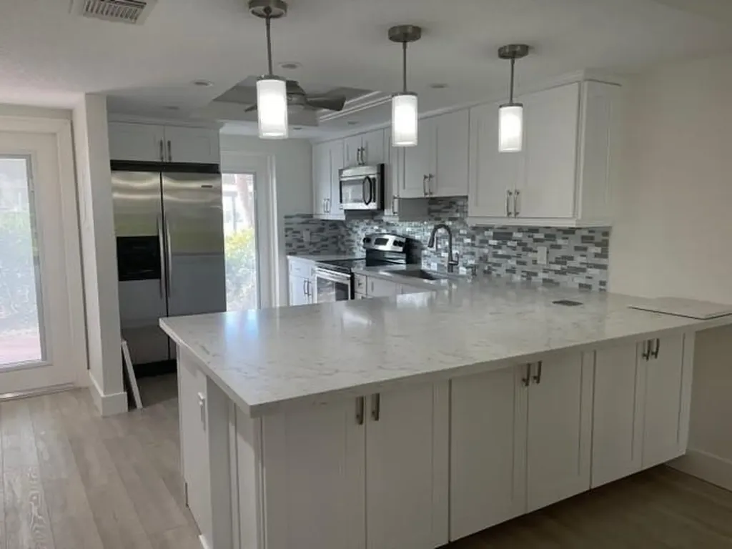 2731 NE 14th Street Causeway Pompano Beach FL 33062