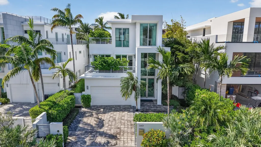 2401 N Atlantic Boulevard Fort Lauderdale FL 33305