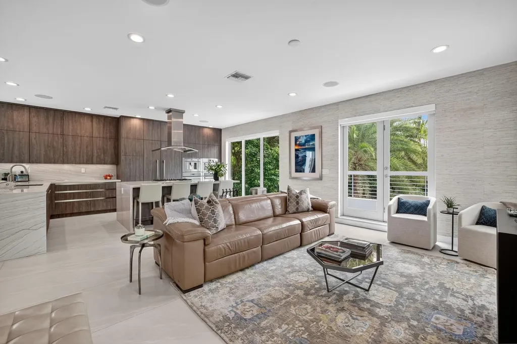2401 N Atlantic Boulevard Fort Lauderdale FL 33305