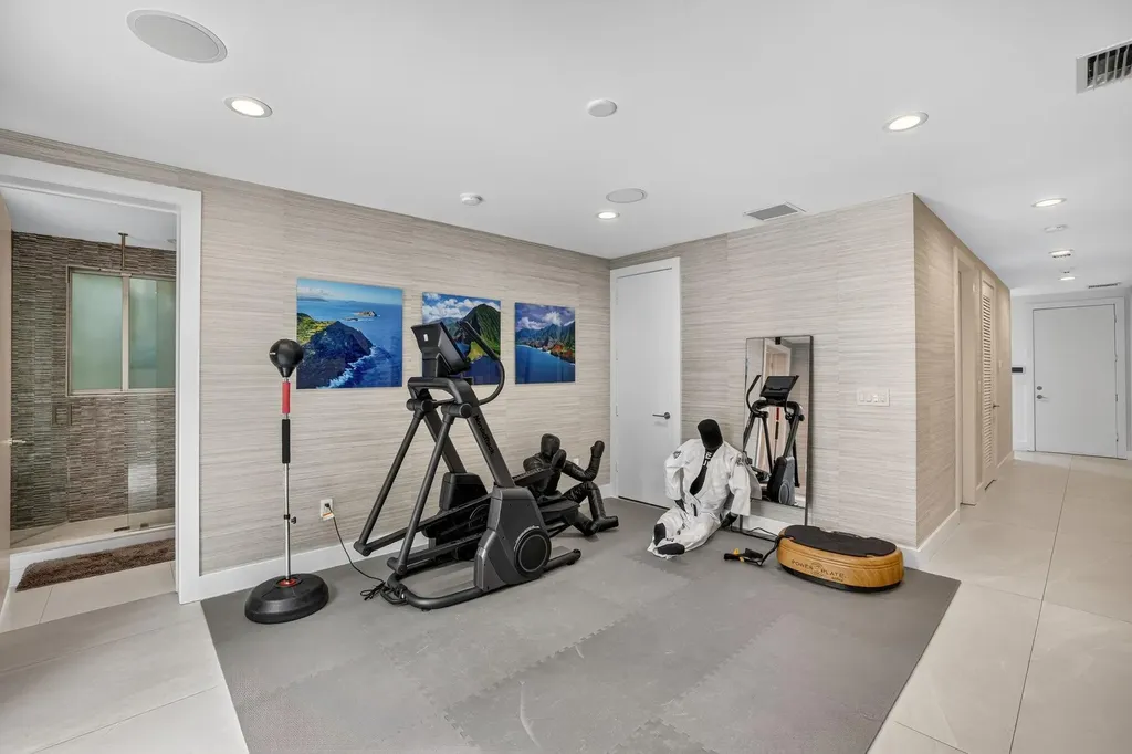 2401 N Atlantic Boulevard Fort Lauderdale FL 33305