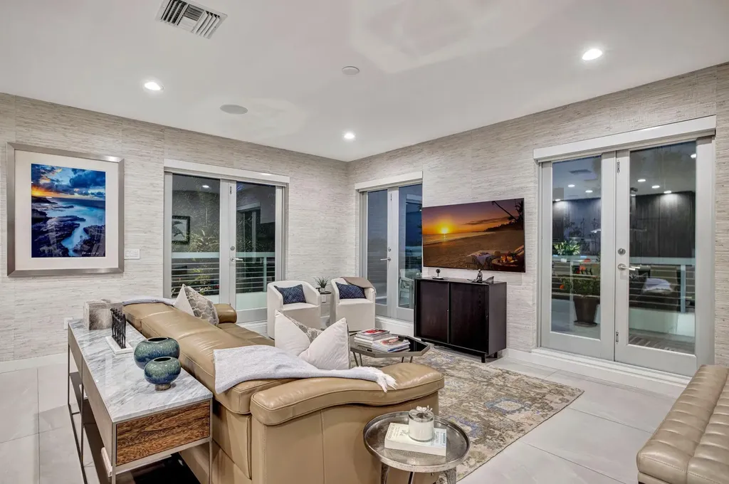 2401 N Atlantic Boulevard Fort Lauderdale FL 33305