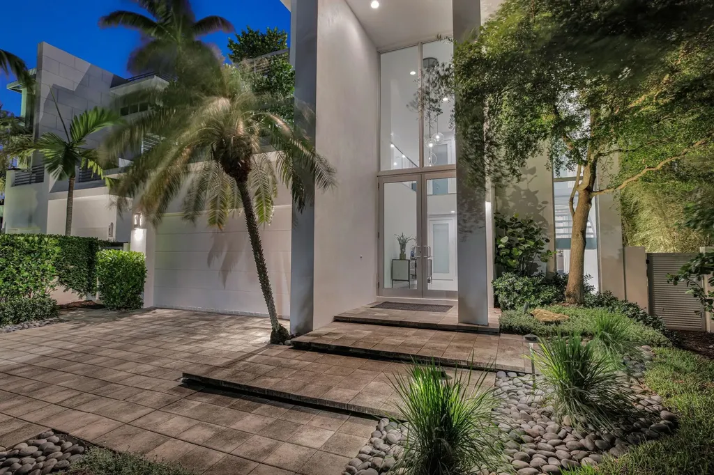 2401 N Atlantic Boulevard Fort Lauderdale FL 33305