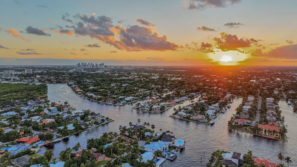 2401 N Atlantic Boulevard Fort Lauderdale FL 33305