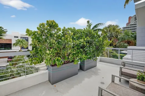 2401 N Atlantic Boulevard Fort Lauderdale FL 33305