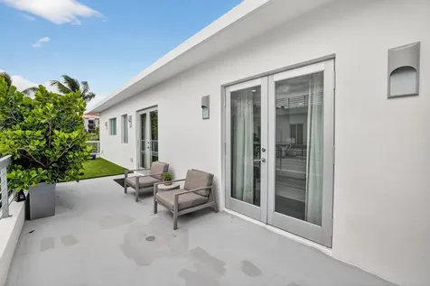 2401 N Atlantic Boulevard Fort Lauderdale FL 33305