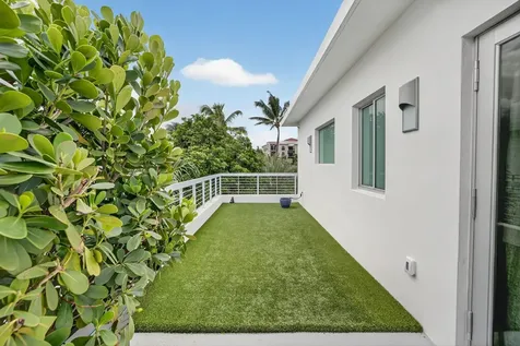 2401 N Atlantic Boulevard Fort Lauderdale FL 33305