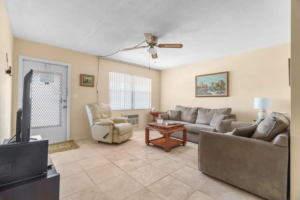 2106 NE 56th Court Fort Lauderdale FL 33308