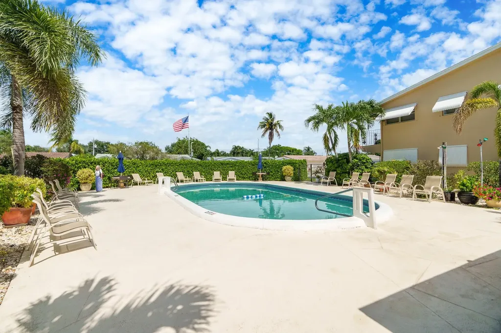 2106 NE 56th Court Fort Lauderdale FL 33308