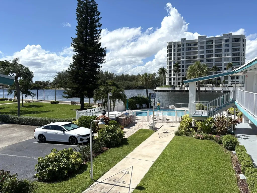 1201 N Riverside Drive Pompano Beach FL 33062