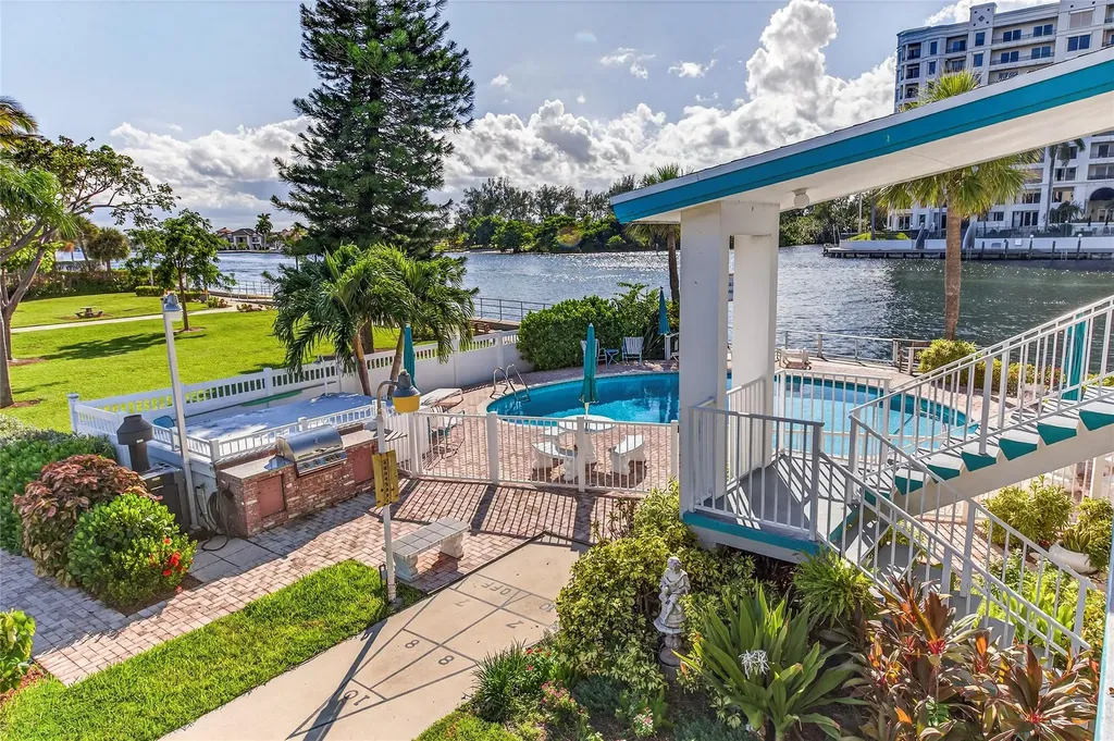 1201 N Riverside Drive Pompano Beach FL 33062