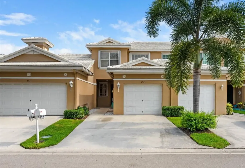 4945 Fulton Street Lake Worth FL 33463