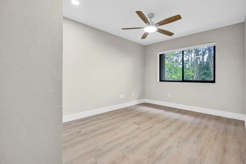 6366 Longboat Lane Boca Raton FL 33433