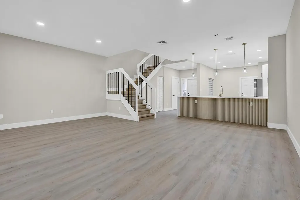 6366 Longboat Lane Boca Raton FL 33433