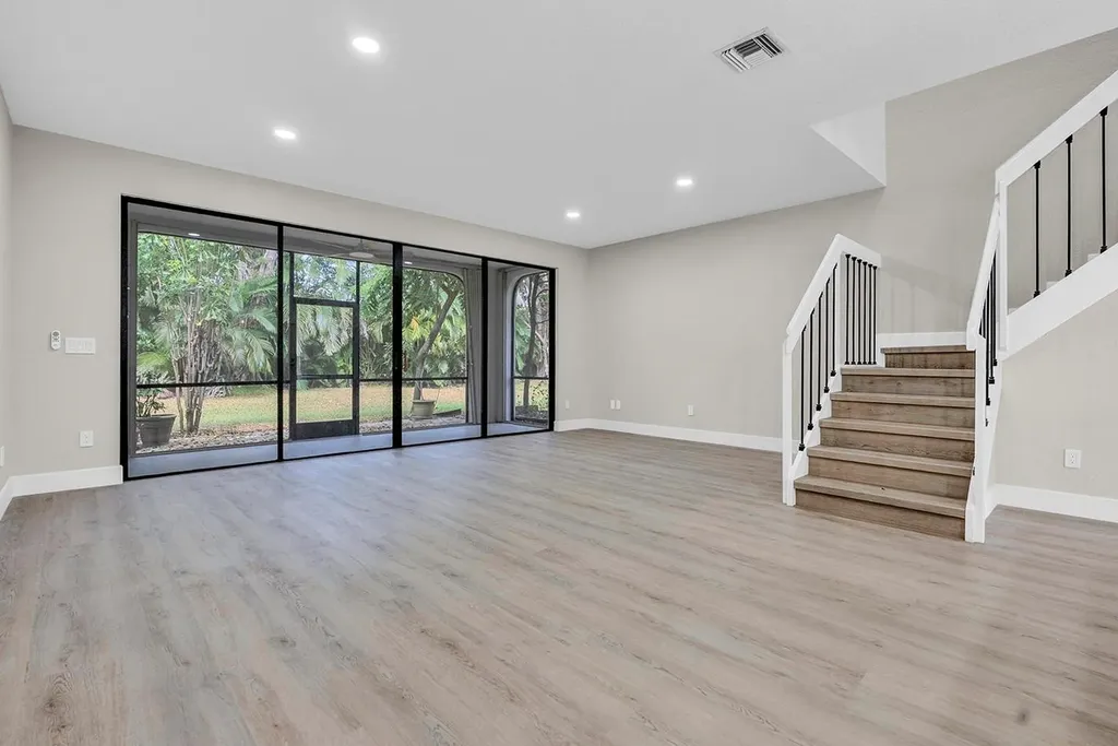 6366 Longboat Lane Boca Raton FL 33433