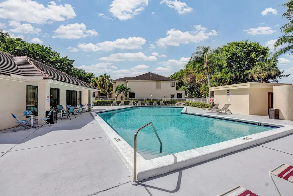 6366 Longboat Lane Boca Raton FL 33433