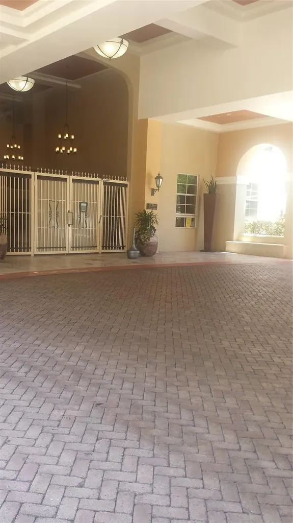 520 SE 5th Avenue Fort Lauderdale FL 33301