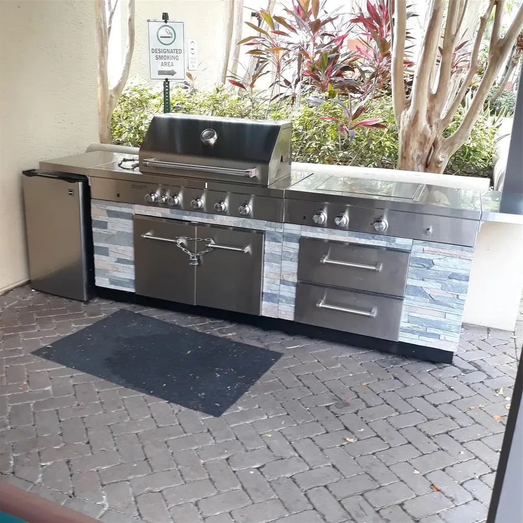 520 SE 5th Avenue Fort Lauderdale FL 33301