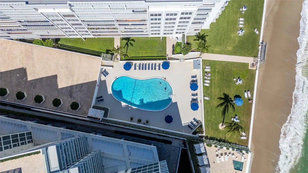 3570 S Ocean Boulevard South Palm Beach FL 33480