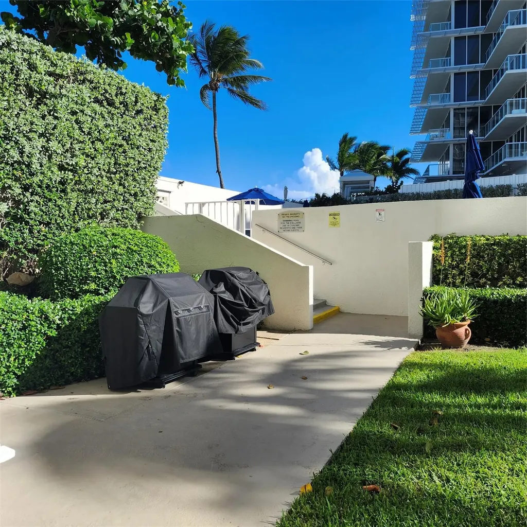 3570 S Ocean Boulevard South Palm Beach FL 33480