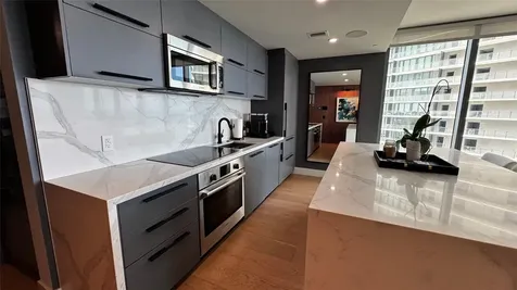 650 NE 32nd Street Miami FL 33137