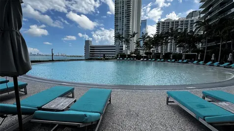 650 NE 32nd Street Miami FL 33137