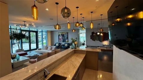 650 NE 32nd Street Miami FL 33137