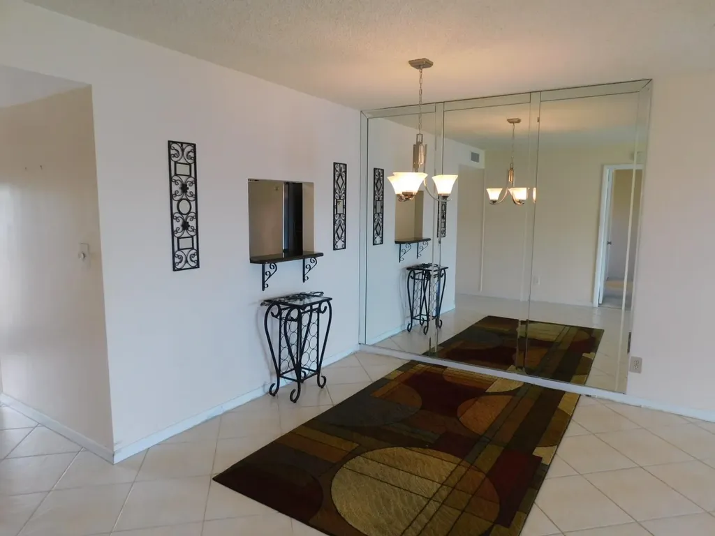 9580 Sunrise Lakes Boulevard Sunrise FL 33322