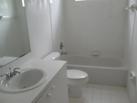 958 NW 127th Avenue Coral Springs FL 33071