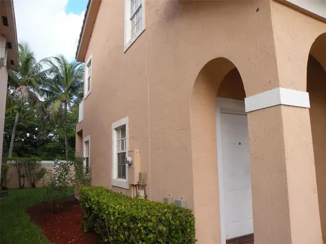 958 NW 127th Avenue Coral Springs FL 33071