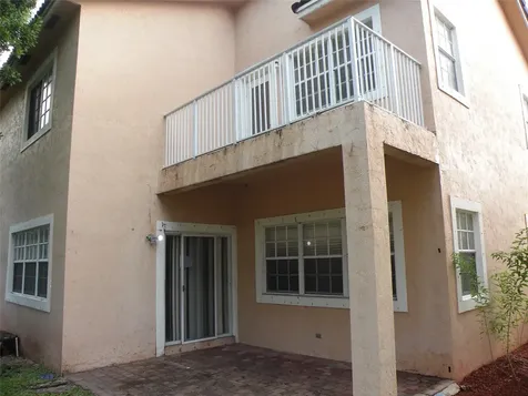 958 NW 127th Avenue Coral Springs FL 33071