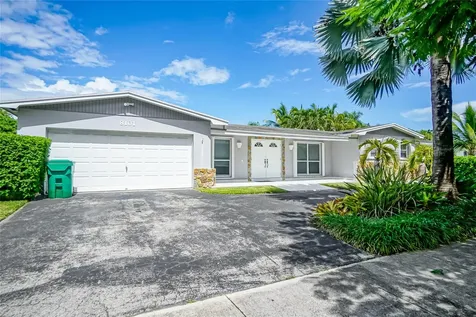 8101 SW 198th Street Cutler Bay FL 33189