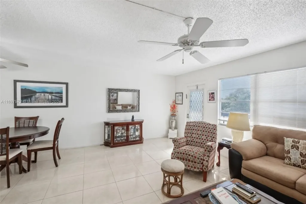 3014 Oakridge A Deerfield Beach FL 33442