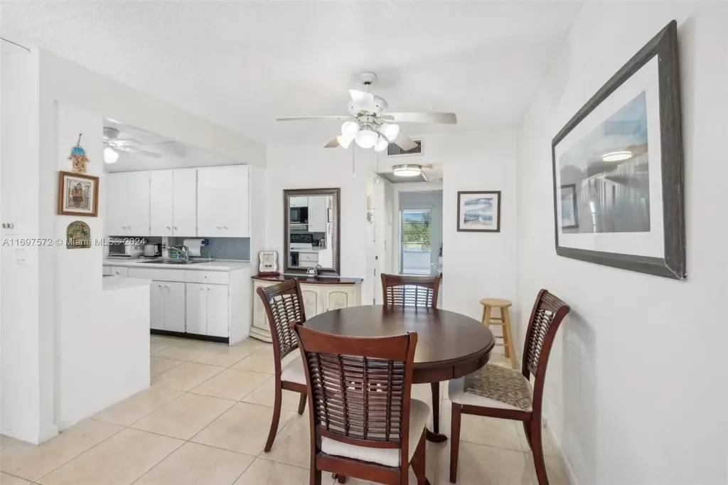 3014 Oakridge A Deerfield Beach FL 33442