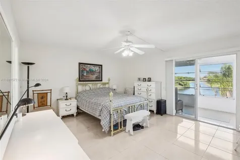 3014 Oakridge A Deerfield Beach FL 33442