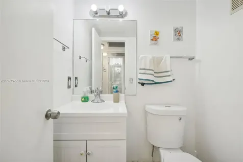 3014 Oakridge A Deerfield Beach FL 33442