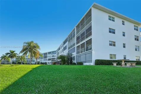 3014 Oakridge A Deerfield Beach FL 33442
