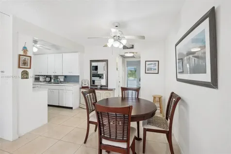 3014 Oakridge A Deerfield Beach FL 33442