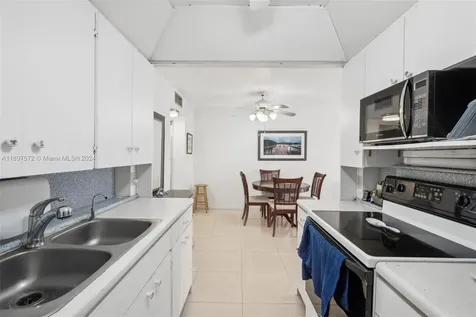 3014 Oakridge A Deerfield Beach FL 33442
