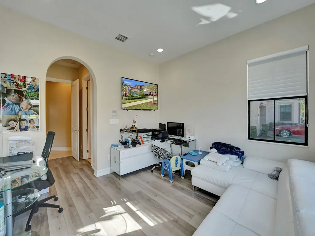 9345 Carrington Avenue Parkland FL 33076