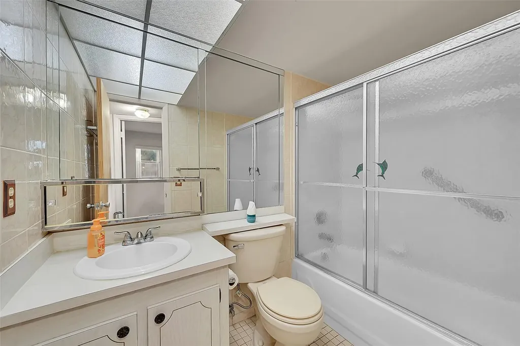 9261 Sunrise Lakes Boulevard Sunrise FL 33322