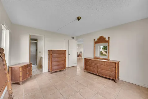9261 Sunrise Lakes Boulevard Sunrise FL 33322