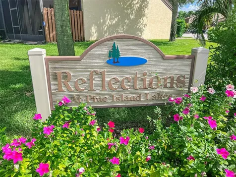 4165 S Pine Island Road Davie FL 33328